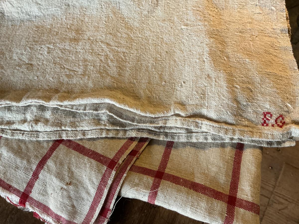 3 Pieces of Linen