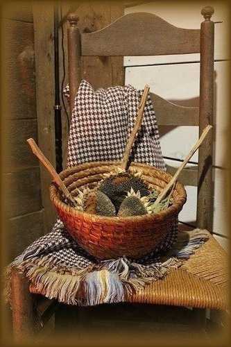 Pennsylvania Rye Straw Basket w/ Dried Sunflowers