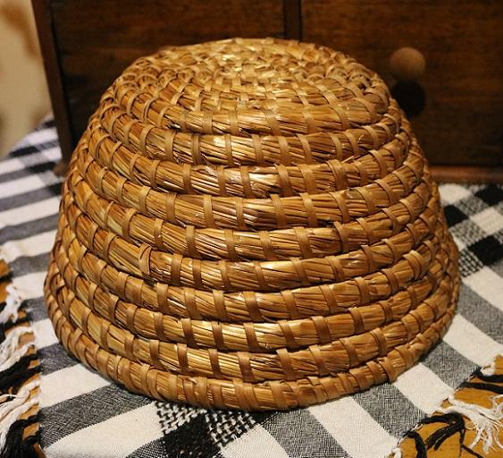 Pennsylvania Rye Straw Basket w/ Dried Sunflowers