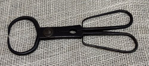 Early Iron Sugar Nippers
