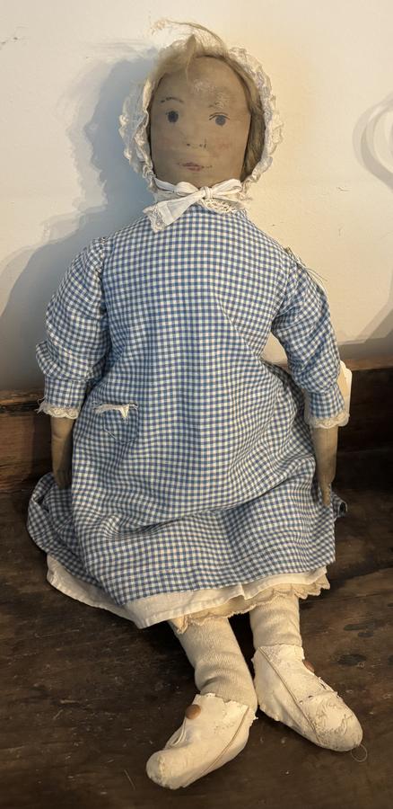 c.1890 Blue Eyed Cloth Doll