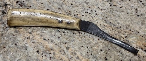 Early Race Knife