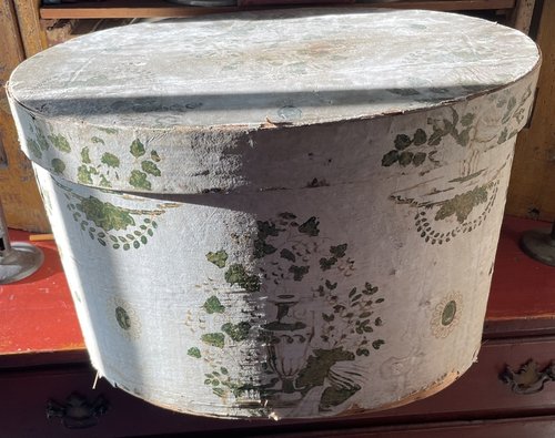 Hannah Davis Large Oval Wallpaper Box dated 1827
