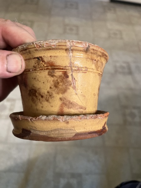 19th c. Southern Red-ware glazed Va. flower pot