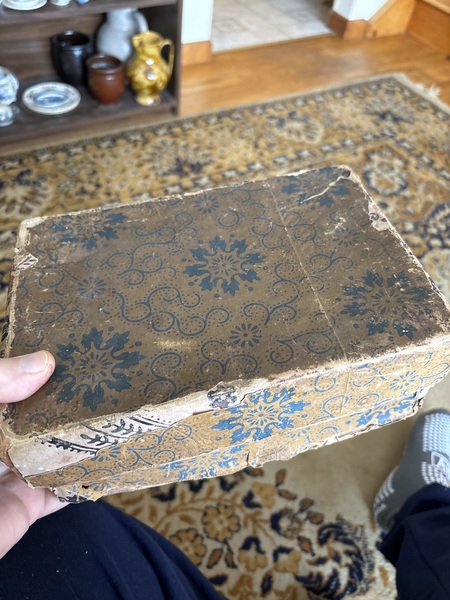 19th century American Montgomery Co wall paper Box
