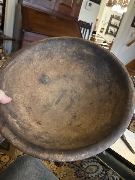 18th century dry American treen-ware 13 1/2 “ bowl