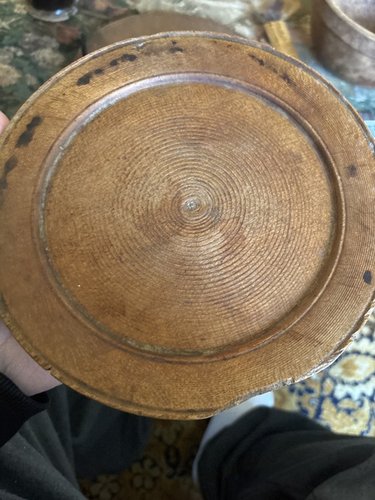 Early American maple wood treen-ware eating dish