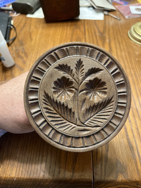 Walnut 19th century double flower butter print