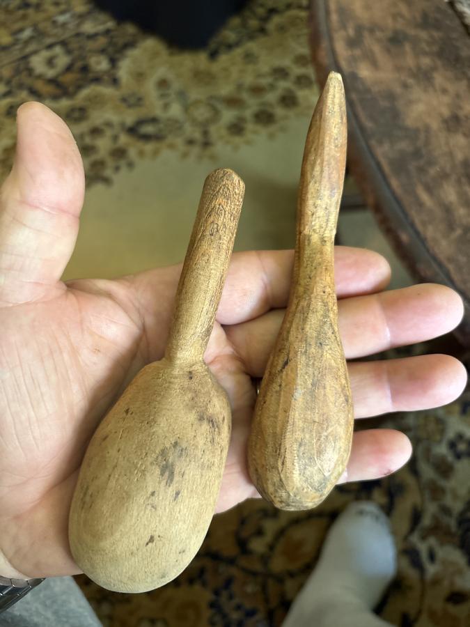 2 ) miniature carved American 18th century scoops
