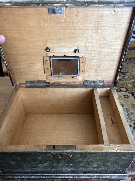 Early 19th century NH painted small document box