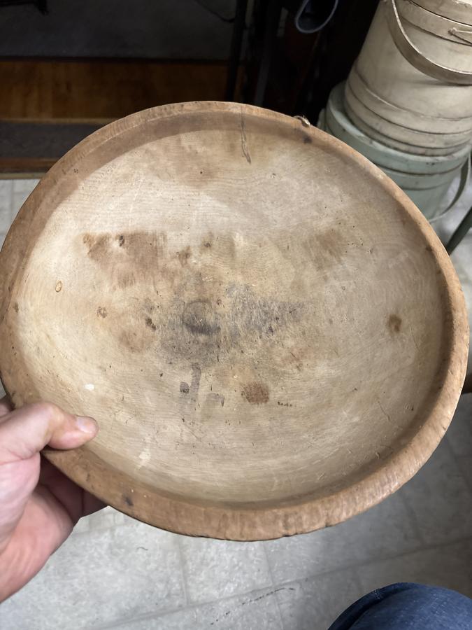 18th early 19th century white pine bee-hive bowl
