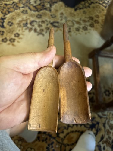 2) shaker miniature carved shovel shape scoops