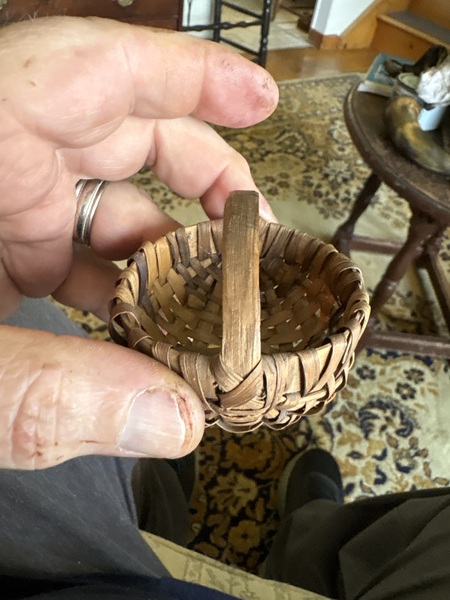 19th c. mini 2 tone splint tiny buttocks basket