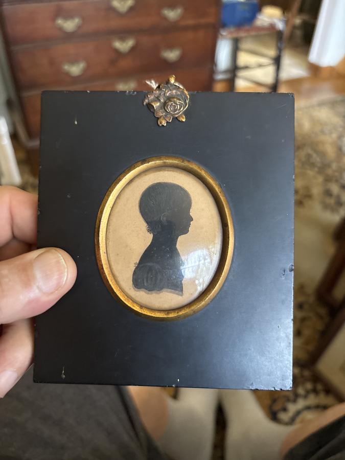 Early 19th century girl silloutte dated 1819