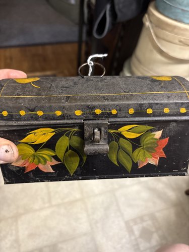 Early 19th. C. Toleware tulip design document box