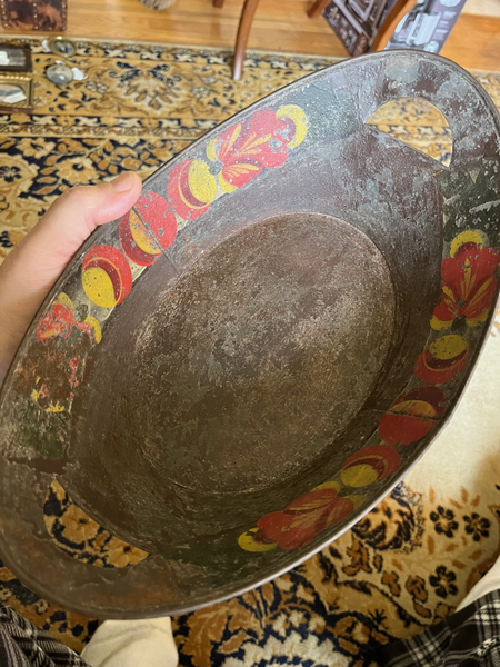 19th C American Toleware Decorated Apple Tray