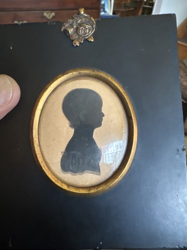 Early 19th century girl silloutte dated 1819