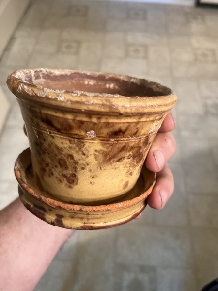 19th c. Southern Red-ware glazed Va. flower pot