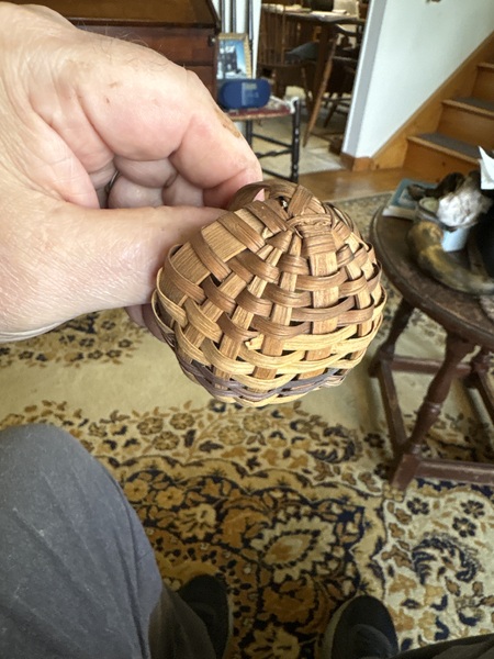 19th c. mini 2 tone splint tiny buttocks basket