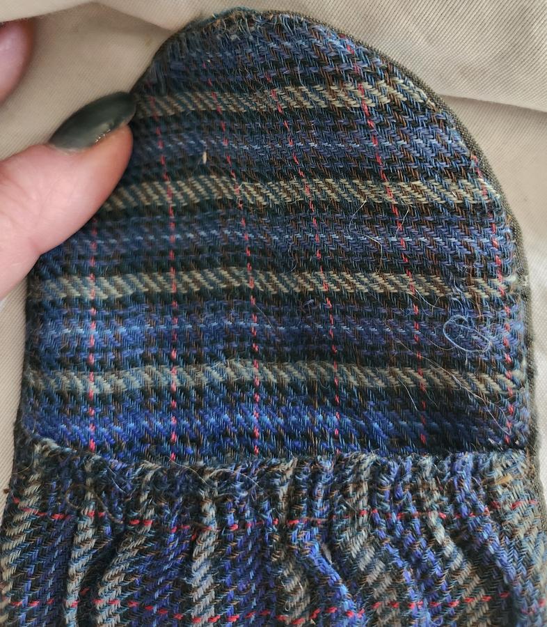 19th C. Wool Huswif Ex Pat Hatch