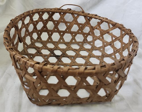 Antique PA. Primitive Folk Art Cheese Basket