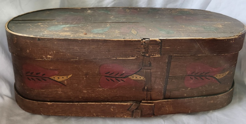 **Lg. 17 1/2" L.19th C. PA. Tulip Design Band Box