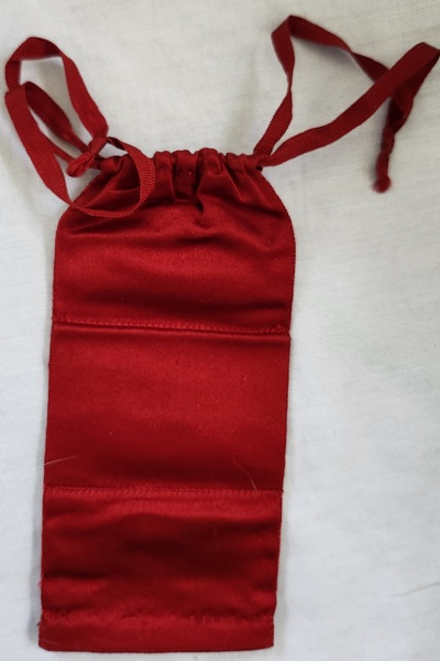 **Antq. Tiny Red Silk Huswif w/Pussy Willows