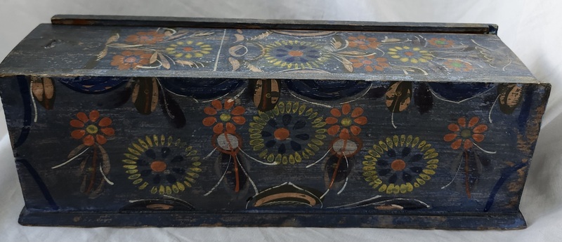 **Vntg. Scandinavian Folk Art Slide Lid Candle Box