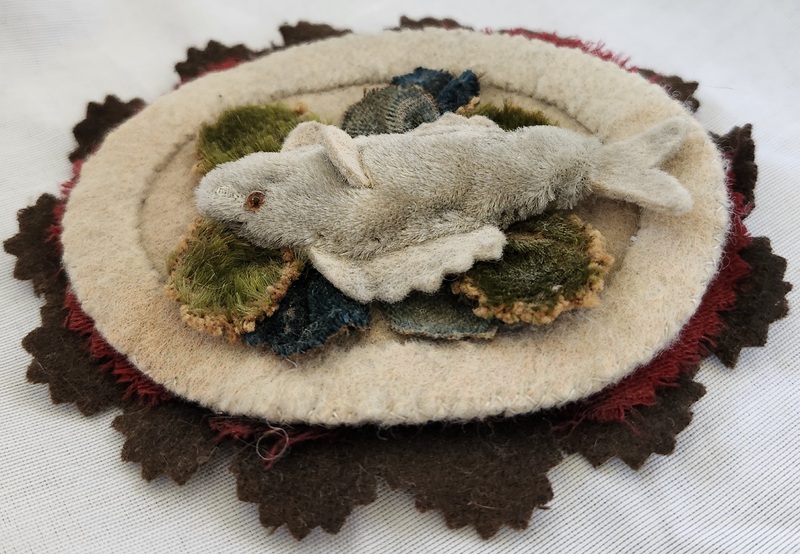 **Rare 19th C. Folk Art Fish on Platter Pen Wipe