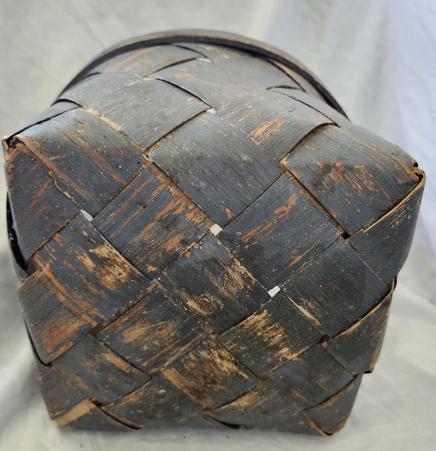 Antq. "J. Lindberg" Basket in Orig. Blue Paint