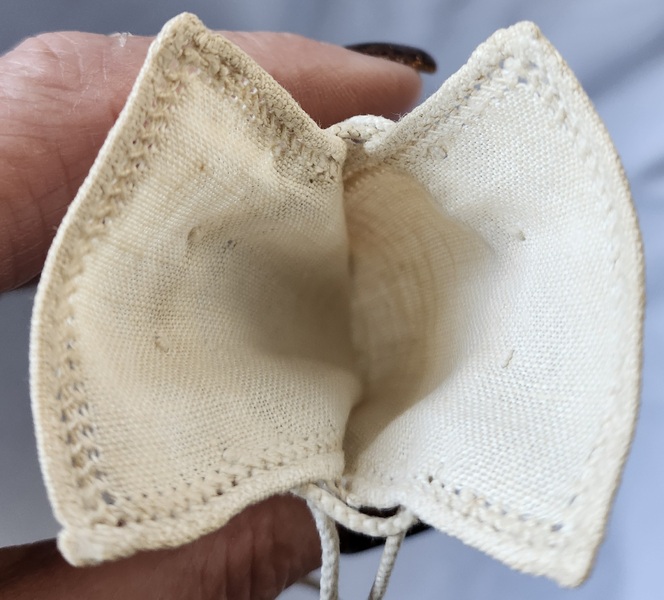 **Tiny Near Mint 19th C. Linen Sewing Needle Case