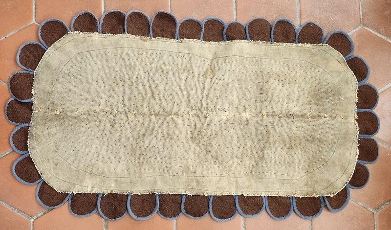 **Antq. 1920 Hooked Rug w/Cat's Tongues Ex Wahler