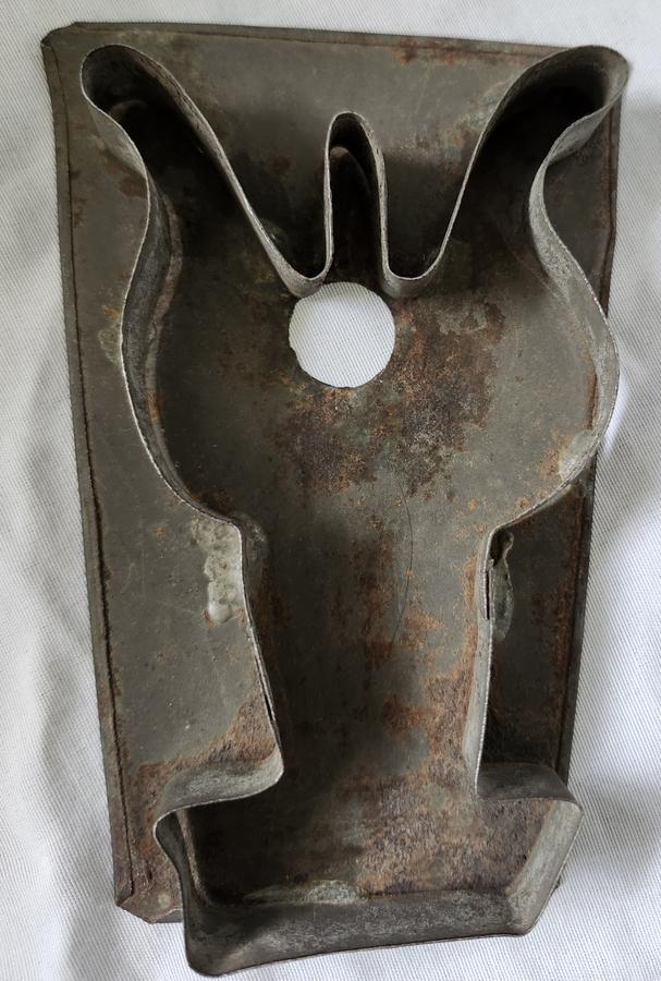 19th C. PA. Tulip Cookie Cutter - Goff #2