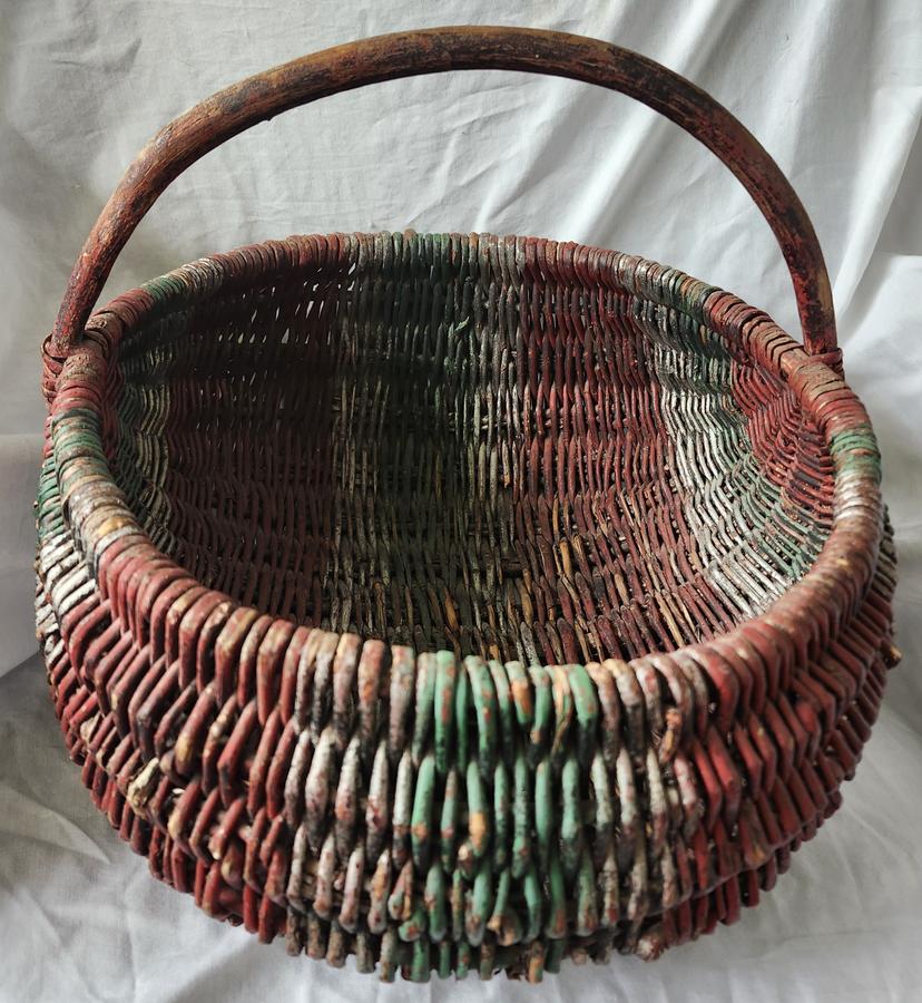Basket from Kankakee State Hospital in Orig. Paint