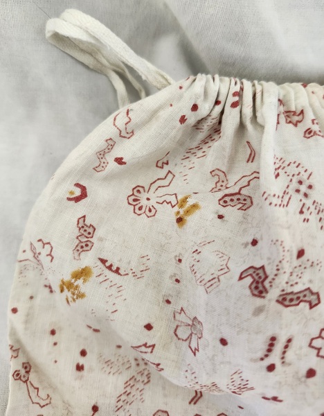 Antique PA. Calico Print Drawstring Seed/Ditty Bag