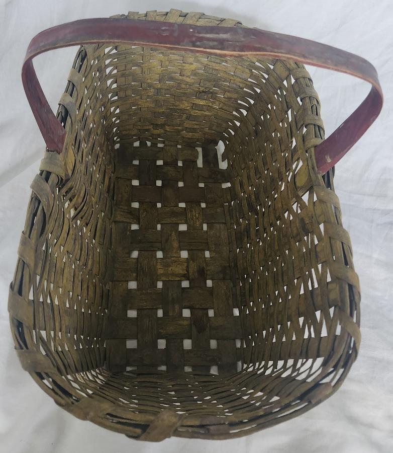 Antique Primitive Basket in Original 3-Color Paint