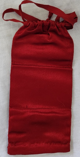 **Antq. Tiny Red Silk Huswif w/Pussy Willows