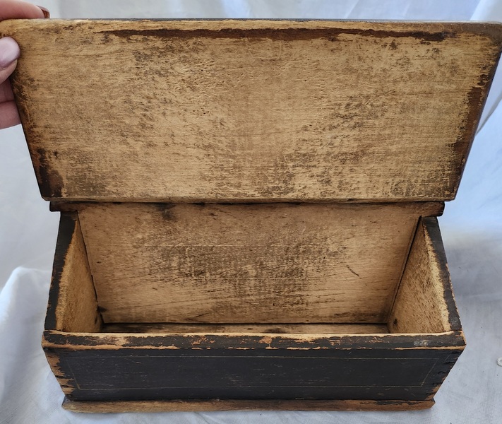 Antique Lidded Knife Box w/Painted Flowers