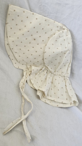 **Antique Shirting Print Child's Prairie Bonnet