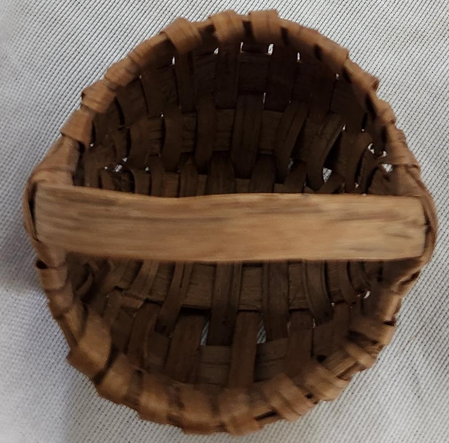 Tiny 1 1/2" Antique Folk Art Buttocks Basket