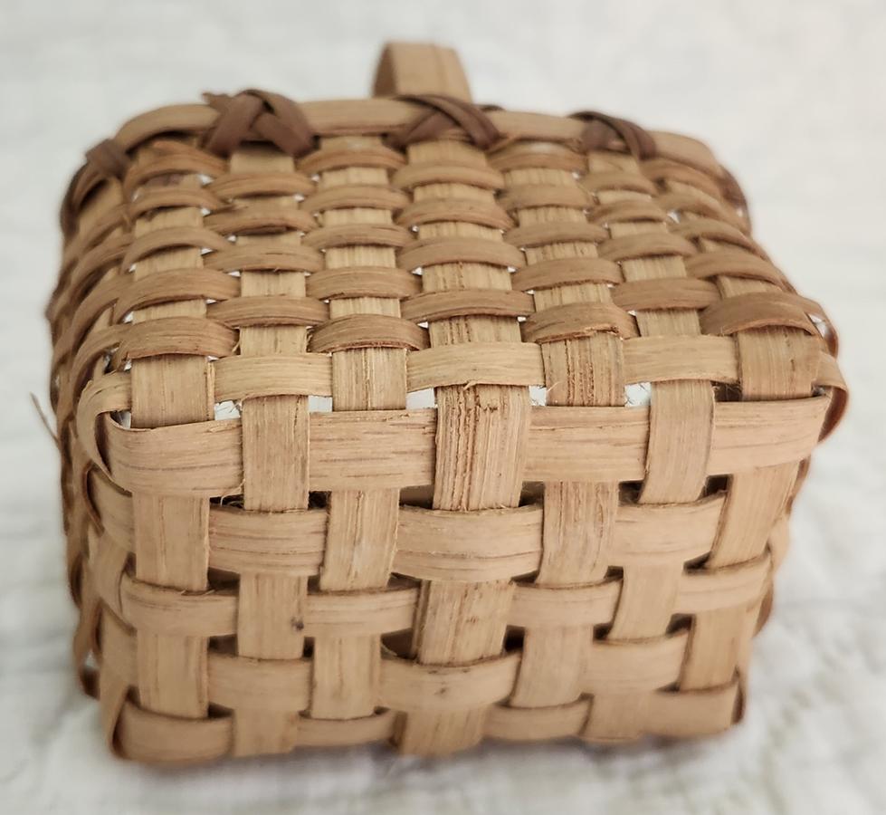 Tiny 3" Vintage Rectangular Gathering Basket
