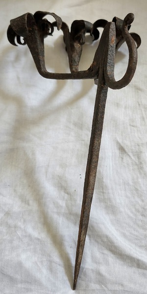 19th C. PA. Betty Lamp Hanger w/3 Flowers
