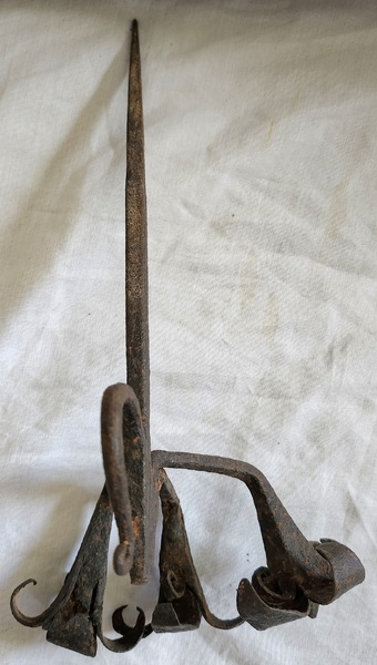 19th C. PA. Betty Lamp Hanger w/3 Flowers