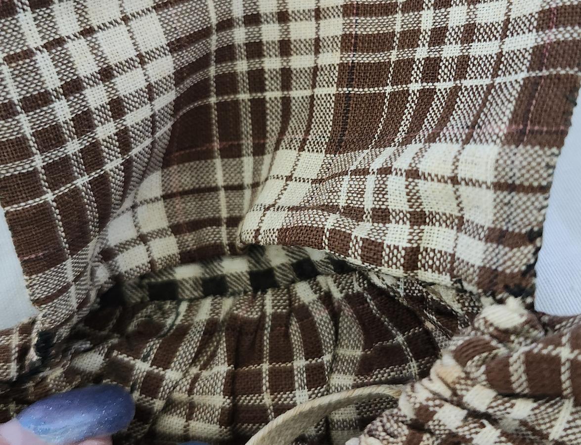 19th C. Brown Homespun Huswif Sewing Pocket