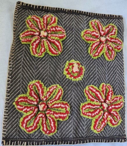 **Antq. Near Mint Flower Design Stumpwork Hot Pad