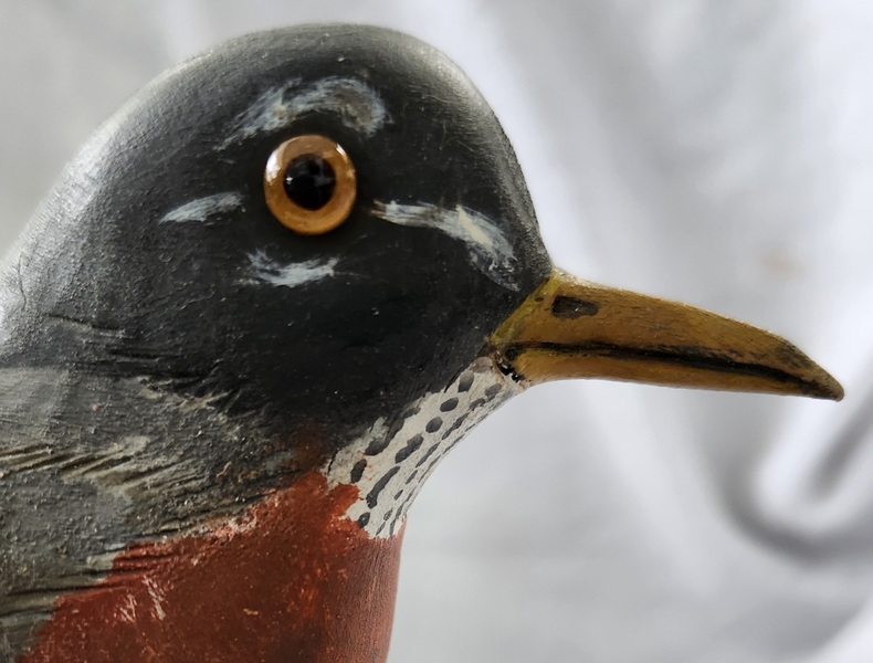 **Vintage Folk Art Life Size Robin Carving