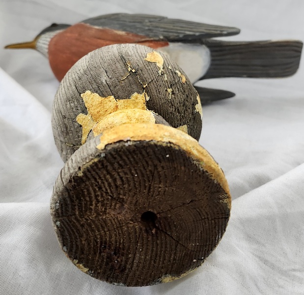 **Vintage Folk Art Life Size Robin Carving