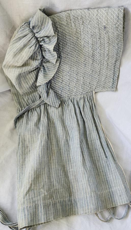 Vintage Blue & White Chambray Prairie Bonnet