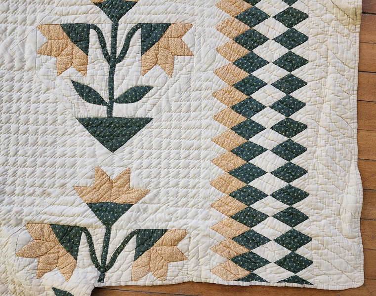 **Ca.1850 N. Carolina Lily Quilt w/Provenance