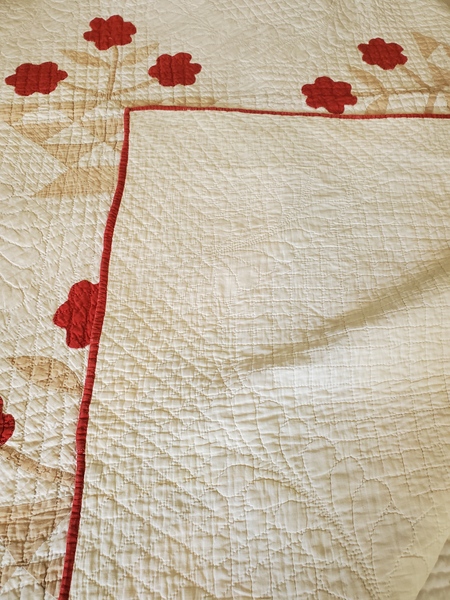 **Antique 1870's Well Quilted Flower Basket Quilt